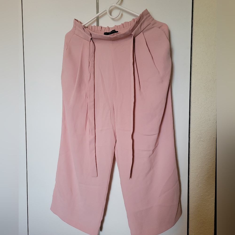 Zara Wide legs pants, size Small, pink color